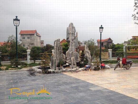 Tiểu cảnh non bộ thể hiện sự hùng vĩ của núi non