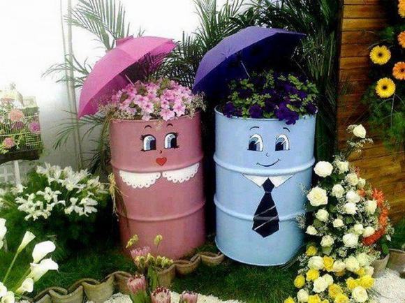 Sân vườn độc đáo với vật trang trí độc đáo