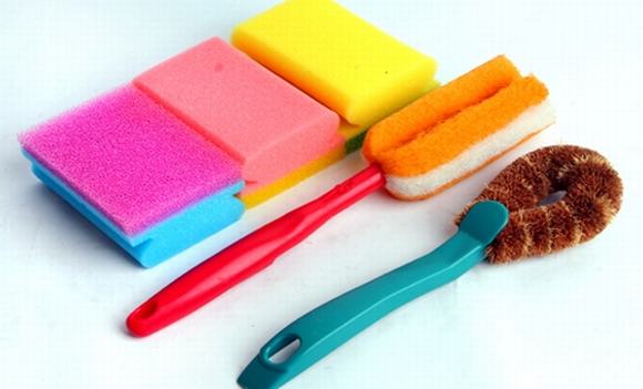 Dụng cụ lau chùi bể cá cảnh