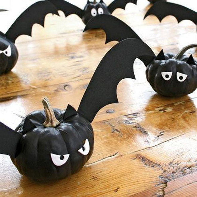 trang-tri-san-vuon-ngay-halloween